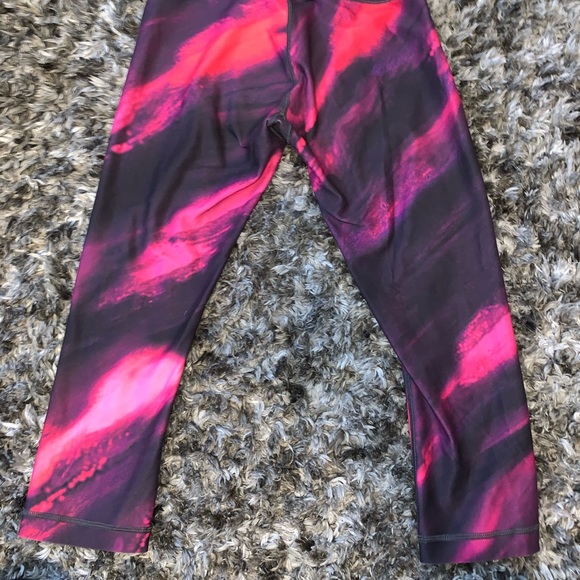 Reebok Cropped Leggings - Picture 3 of 3